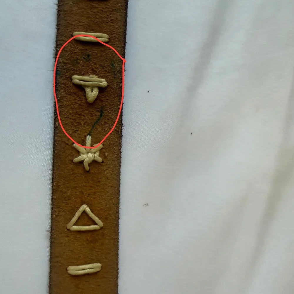 American Eagle Outfitters Mens Tan Brown Leather Belt Contrast Stitching 44 Inch